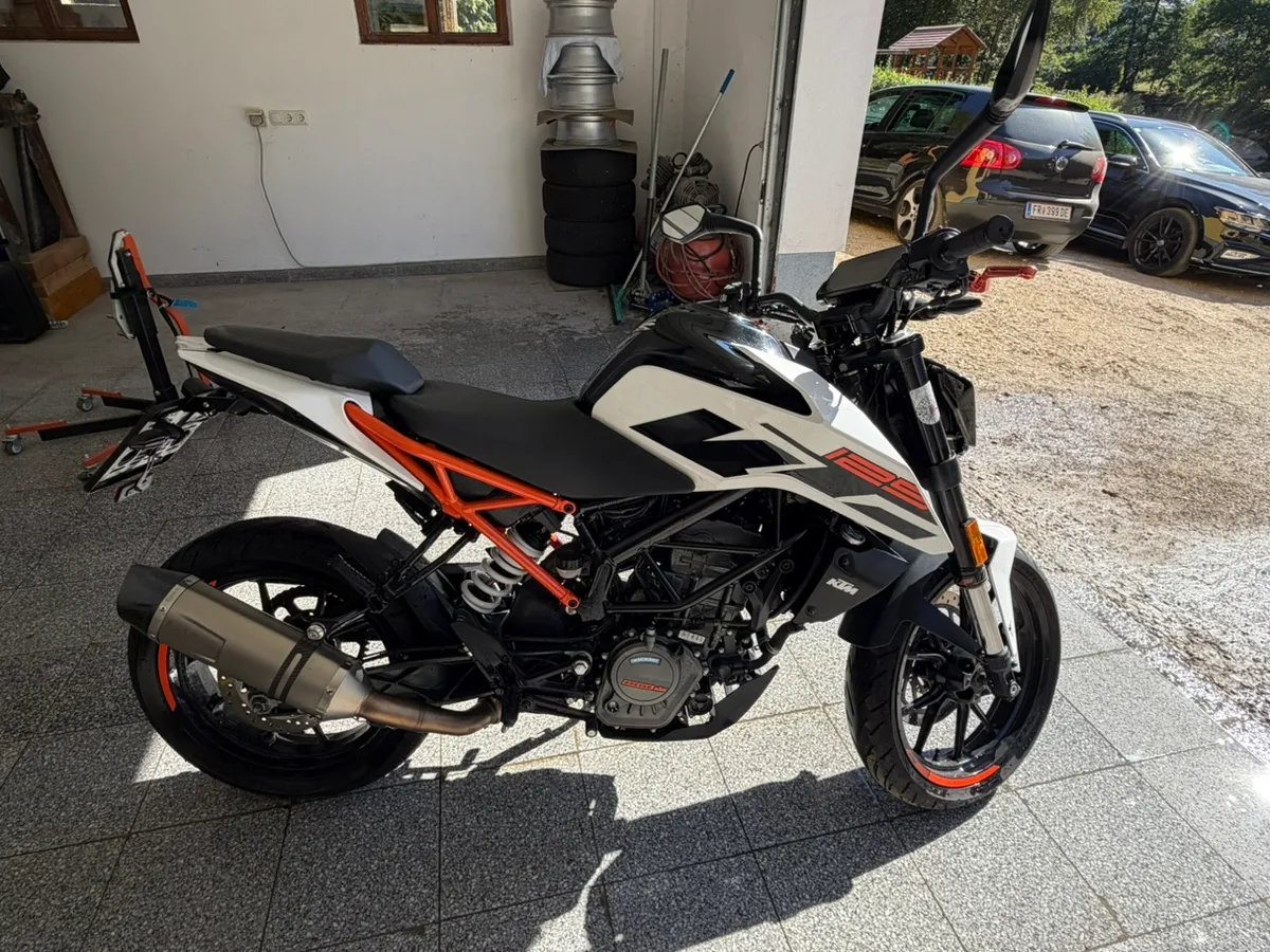 KTM Duke