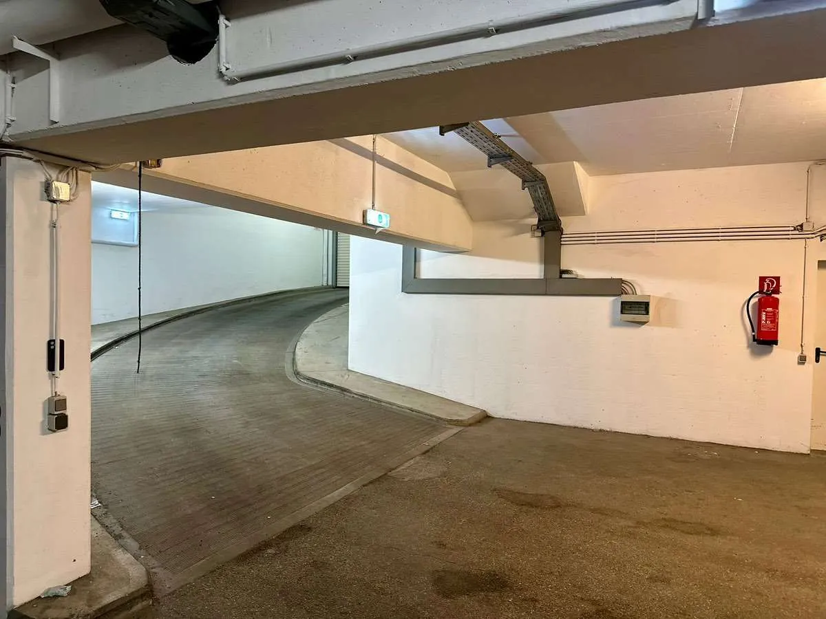 Stapelparkplatz obere Ebene - 1180 Wien - privat - Vista 3