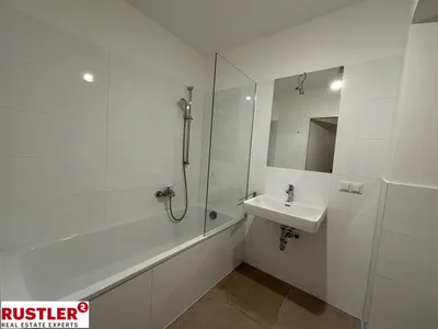 Charmante Neubauwohnung mit getrennter Küche – Bild 3
