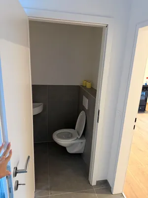 2-Zimmer-Wohnung mieten in Baden – 48 m², € 750 – Bild 9 von 12