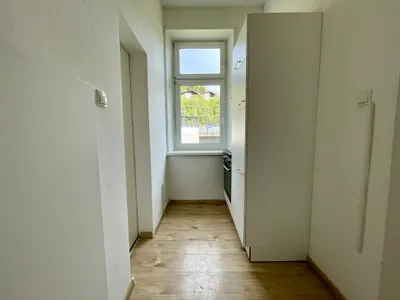 4-Zimmer-Wohnung mieten in Bruck-Mürzzuschlag – 80 m², € 598 – Bild 2 von 8