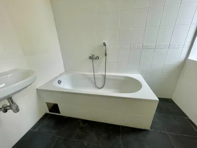 4-Zimmer-Wohnung mieten in Bruck-Mürzzuschlag – 80 m², € 598 – Bild 6 von 8