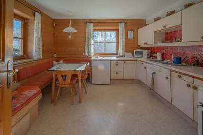 6-Zimmer-Haus kaufen in Kitzbühel – 160 m², € 1.490.000 – Bild 3 von 4