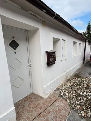 4-Zimmer-Haus kaufen in Mistelbach – 82 m², € 100.000 – Bild 2 von 11