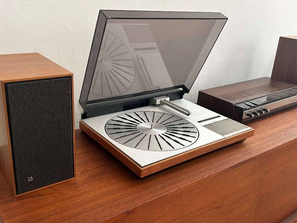 Used Bang & Olufsen beogram 4002 Turntables for Sale | HifiShark.com