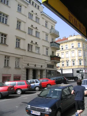 3-Zimmer-Gewerbeimmobilie kaufen in Wien – 58 m², € 144.405 – Bild 1 von 47