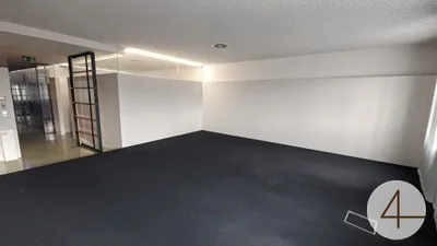Gewerbeimmobilie mieten in Vöcklabruck – 319 m², € 2.714 – Bild 11 von 16