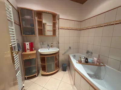 4-Zimmer-Haus mieten in Baden – 130 m², € 1.700 – Bild 13 von 17