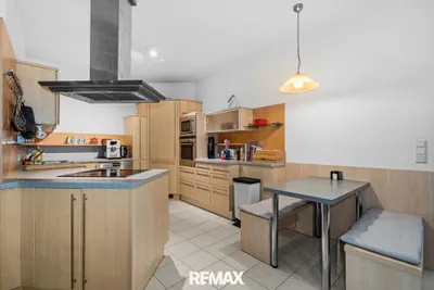 5-Zimmer-Wohnung kaufen in Mödling – 215 m², € 698.000 – Bild 2 von 27