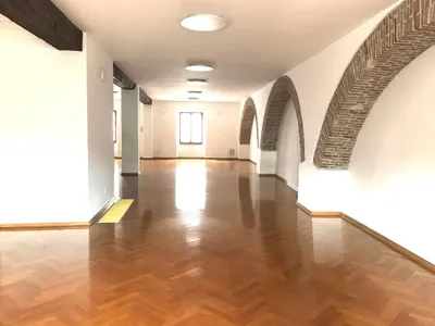1-Zimmer-Gewerbeimmobilie mieten in Hallein – 107 m², € 1.240 – Bild 6 von 7