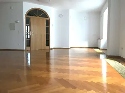 1-Zimmer-Gewerbeimmobilie mieten in Hallein – 107 m², € 1.240 – Bild 2 von 7