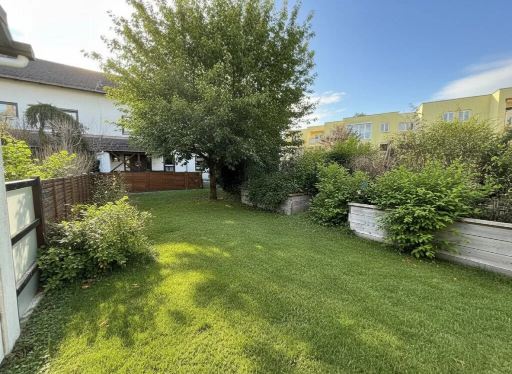 REIHENHAUS mit Stil - ca. 129m² WNFL - 5 Zimmer - Garten - Terrasse - Balkon - Wohnkeller - Stellplatz - Ansicht 2