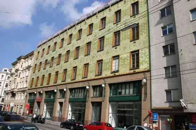 Gewerbeimmobilie mieten in Wien – 561 m², € 15 – Bild 2 von 4