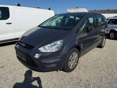 Ford S-MAX Trend 2,0 TDCi (13)