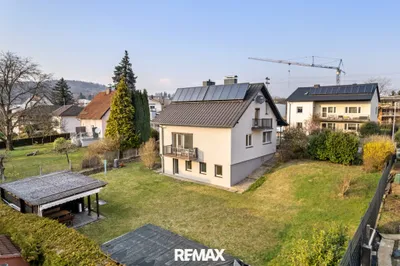 Grundstück kaufen in Linz Land – 921 m², € 549.000 – Bild 1 von 3