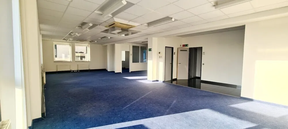 5020, Hellbrunner Straße / Bürofläche mit Festungsblick - TOP 3 – pohled 3