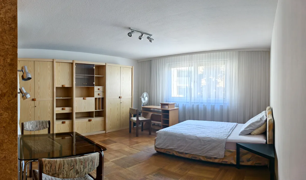 voll möblierte Garconniere mit Swimmingpool & Garten, Wien