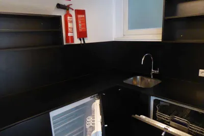 8-Zimmer-Gewerbeimmobilie mieten in Salzburg Stadt – 300 m², € 18 – Bild 17 von 18
