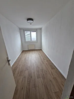 3-Zimmer-Wohnung mieten in Sankt Pölten – 90 m², € 719 – Bild 2 von 10