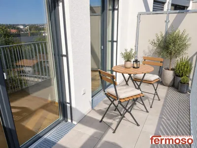 Neuwertige 2-Zi Wohnung mit Balkon und Stadtblick in 1100 Wien - Miete 999 EUR – Bild 2