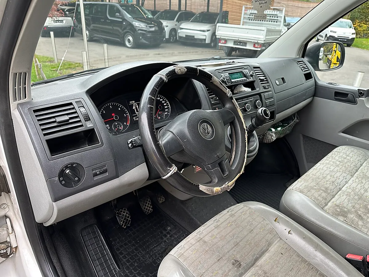 VW Transporter T5 2.0 TDI Kasten 4Motion Transporter / Kastenwagen – Bild 9