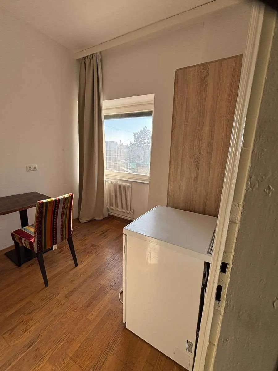 Möbliertes Zimmer in zentraler Lage Wels - Dusche im Zimmer - €350 inkl. BK, Wels