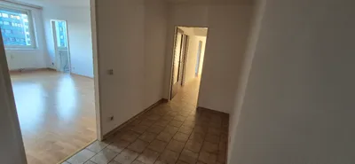 Helle 3-Zimmer-Neubauwohnung mit Top-Verkehrsanbindung & Naherholung – Bild 3