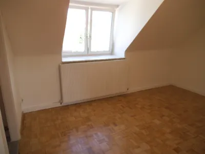2-Zimmer-Wohnung mieten in Linz – 65 m², € 800 – Bild 2 von 9