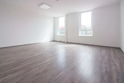 1-Zimmer-Gewerbeimmobilie mieten in Baden – 24 m², € 250 – Bild 8 von 22