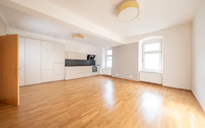 2-Zimmer-Wohnung mieten in Linz – 73 m², € 891 – Bild 2 von 9