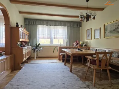 7-Zimmer-Gewerbeimmobilie kaufen in Neunkirchen – 212 m², € 297.000 – Bild 11 von 15