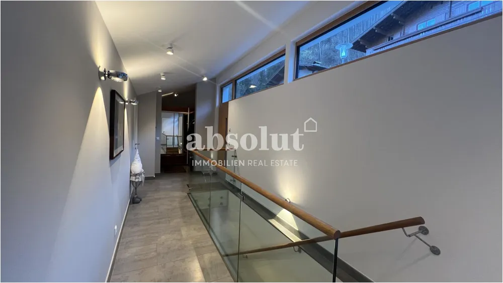 Mieten Sie Ihr Traumhaus! Exklusives Einfamilienhaus in Top-Lage v. Zell am See, mit 100 % Seeblick! - Ansicht 3