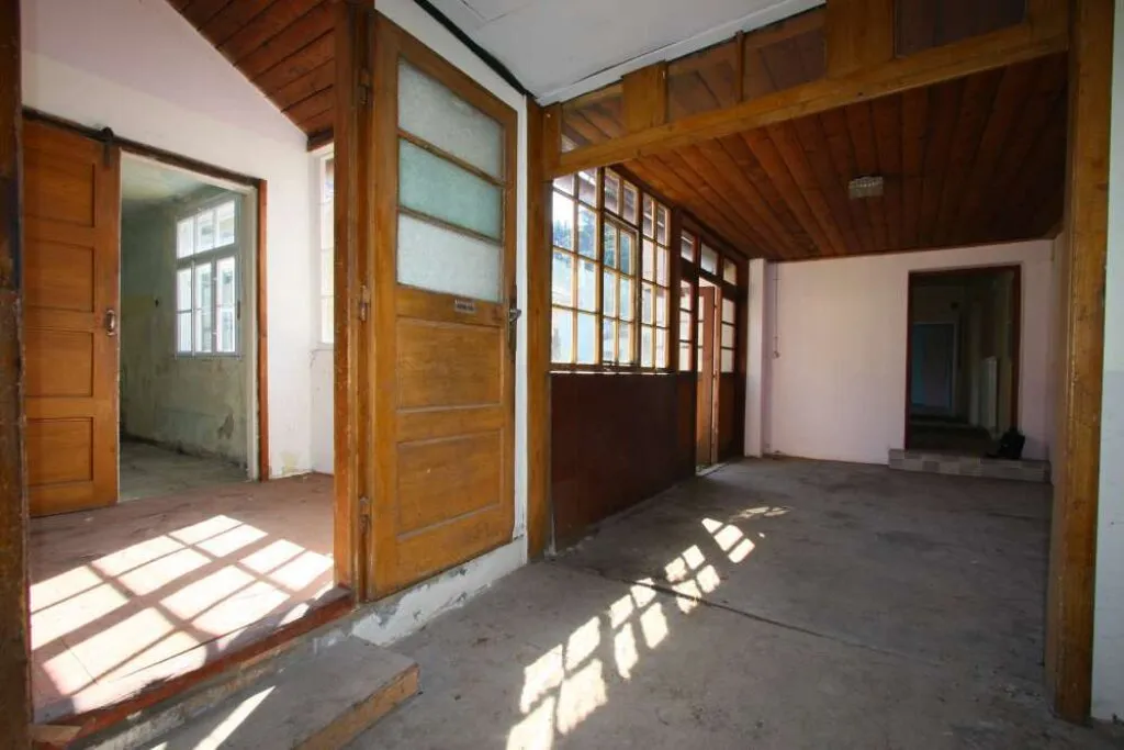 Entzückendes Haus im Herzen von Stammersdorf - Ansicht 3
