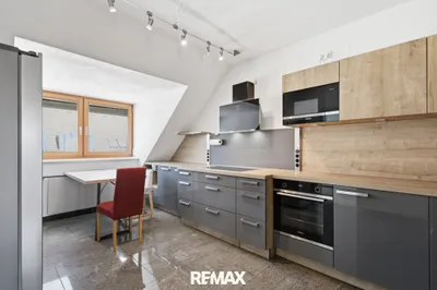 3-Zimmer-Wohnung mieten in Hollabrunn – 120 m², € 1.300 – Bild 3 von 16
