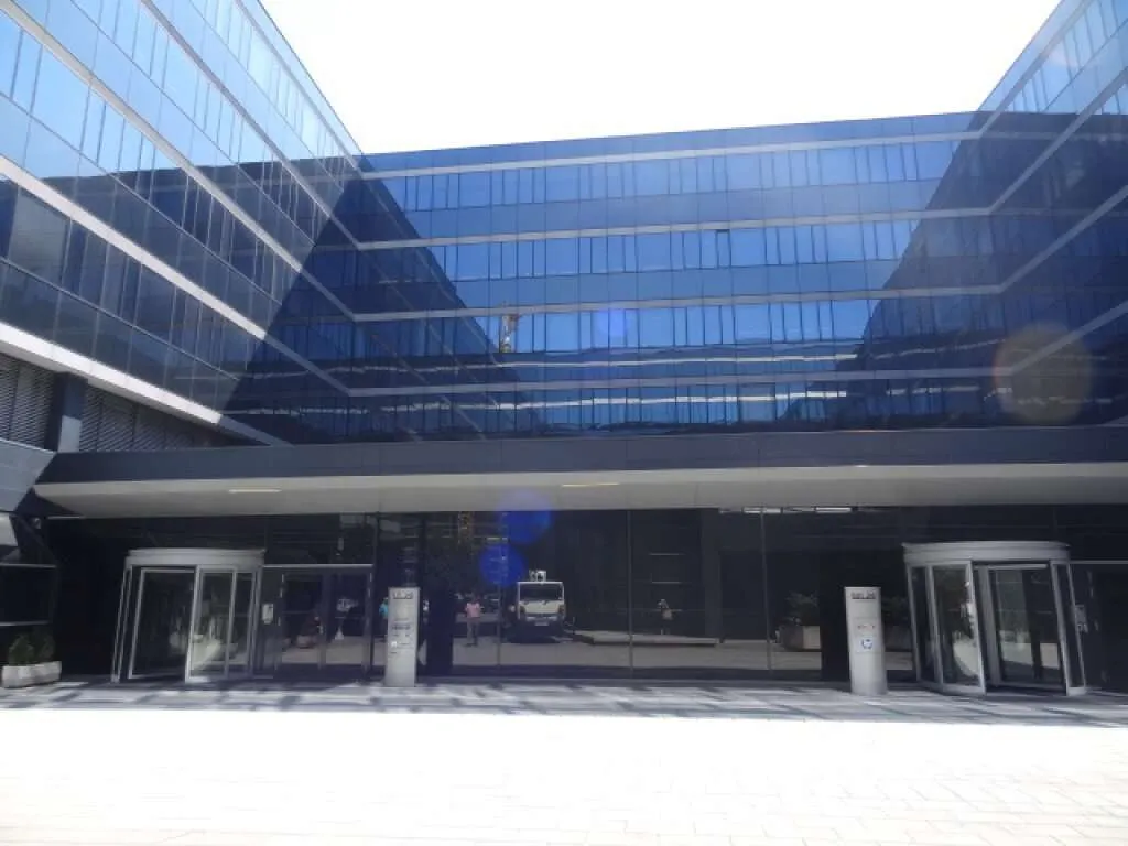 EURO PLAZA! Moderne Bürofläche (teilbar) nahe U6 ab August 25! - View 3