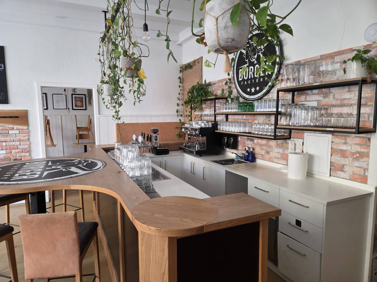 Gastbetrieb Uni-Viertel mit wunderschönem Gastgarten - Ansicht 3