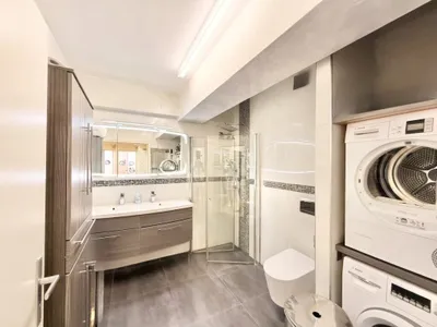 Helle, großzügige 4-Zimmer-Familienwohnung mit ca. 101 m² in guter Wohnlage – Bild 2