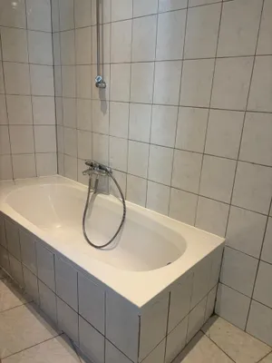 2 getrennt begehbare Zimmer I Altbau I Nähe U-Bahnstation Pilgramgasse – Bild 3