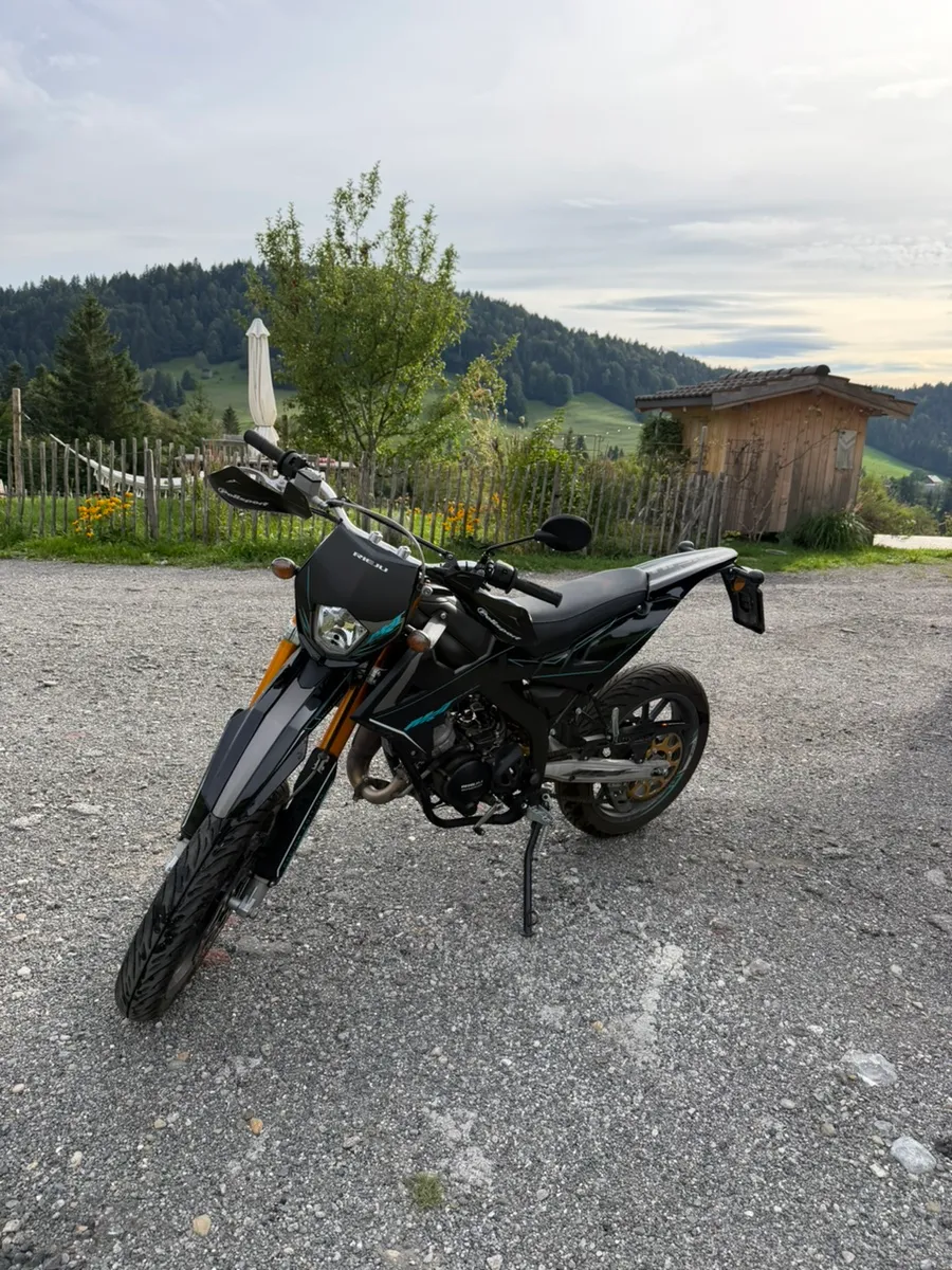 Rieju MRT