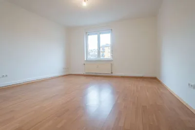 2-Zimmer-Wohnung mieten in Graz – 75 m², € 803 – Bild 2 von 7