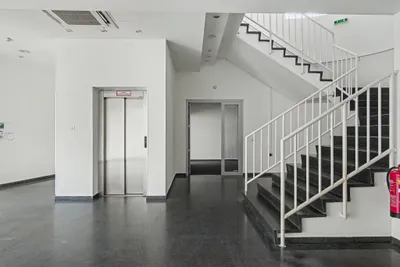 Gewerbeimmobilie mieten in Wien – 300 m², € 10 – Bild 4 von 17