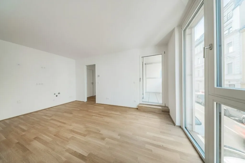 ERSTBEZUG >> bodentiefe Fenster in westseitiger Anlegerwohnung mit Loggia >> TOP LAGE - Ansicht 3