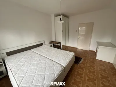 Haus kaufen in Neunkirchen – 181 m², € 190.000 – Bild 10 von 24
