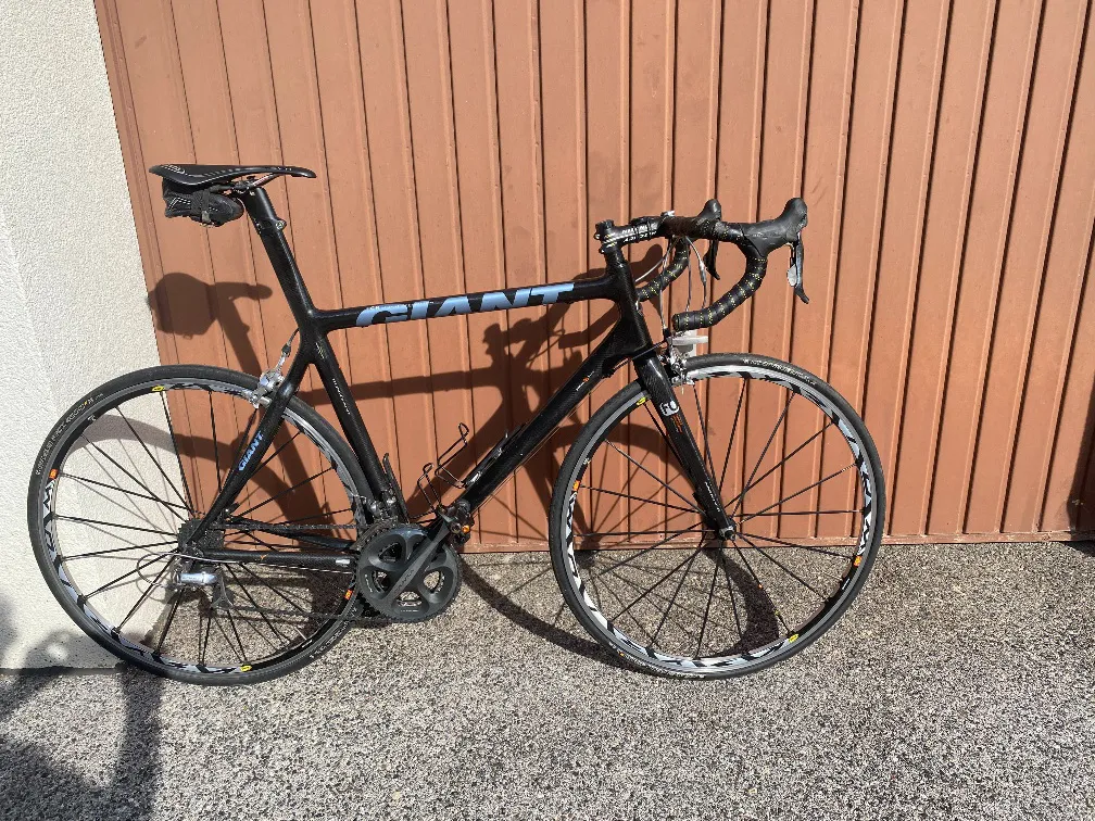 2 person tent with porch Astagear Yunshan Elite 2-Person it ensures stability and Category:Trekkingrad_BGM Comp  Riser Lenker  Kröpfung: 33 Grad Modell:Hybrid 2+ Cube Stereo Hybrid 140