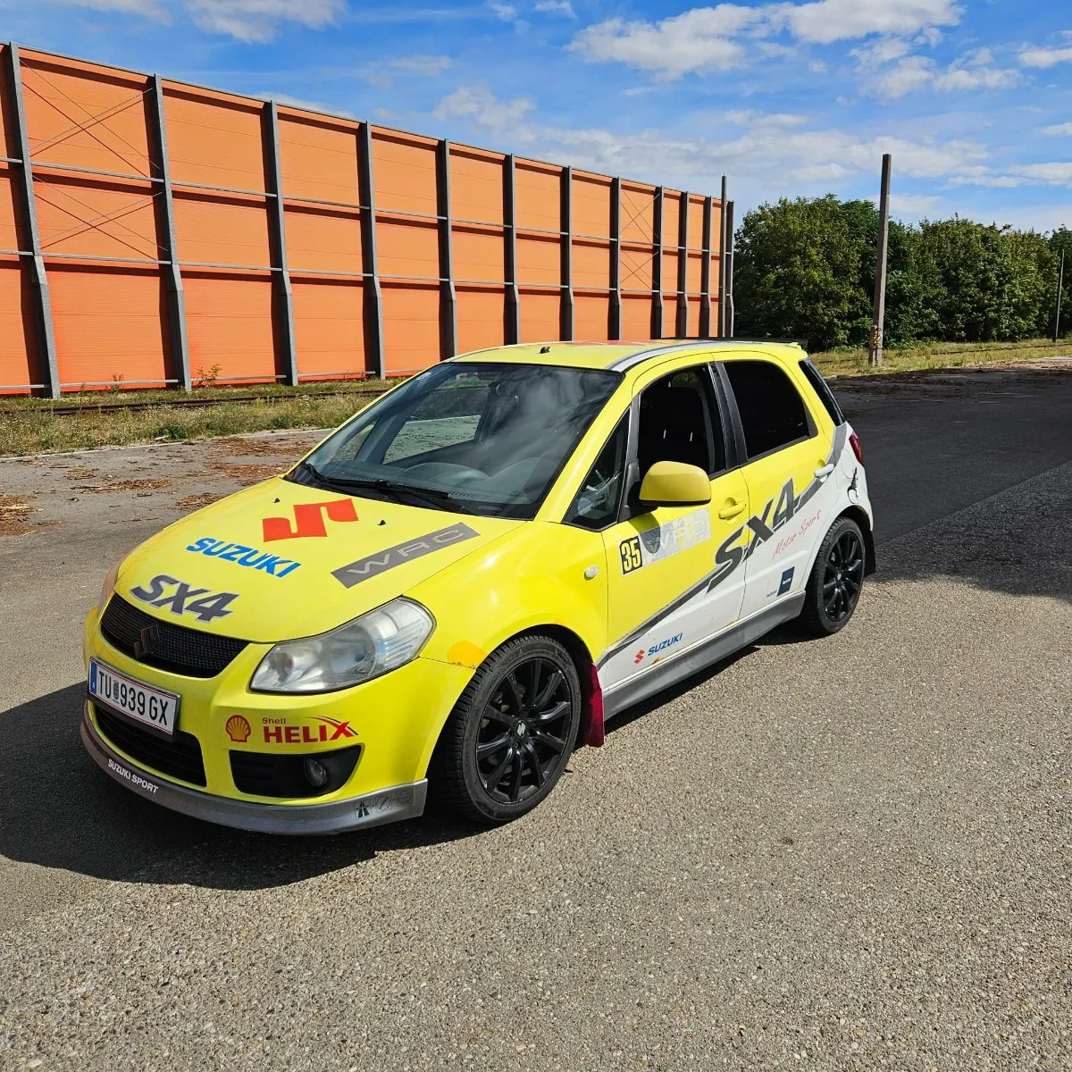 Suzuki SX4