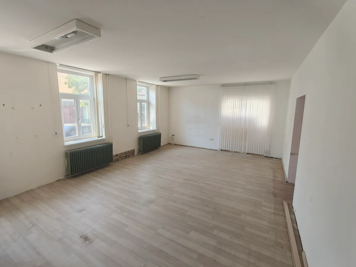 Büro und Lager - Ansicht 3