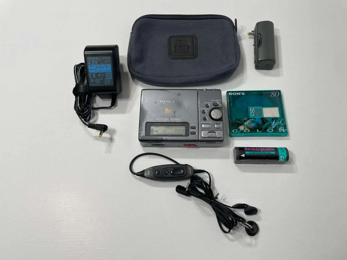 SONY MD WALKMAN MZ-E3 MZ-R3 本体2台セットジャンク Used Sony MZ-R3 Minidisc players for Sale | HifiShark.com