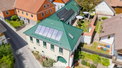 5-Zimmer-Haus kaufen in Krems Land – 168 m², € 349.000 – Bild 1 von 28
