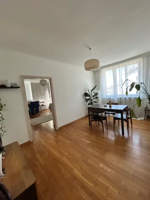 Provisionsfrei: helle 3-Zimmerwohnung (74,48 m2) mit Top-Anbindung und Infrastruktur in Floridsdorf