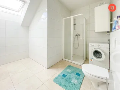 2-Zimmer-Wohnung mieten in Linz – 75 m², € 1.092 – Bild 4 von 5